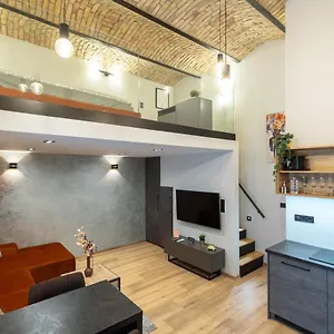 Parliament Dream Apartment! Budapest