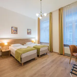 Hotel Baross -, Budapest