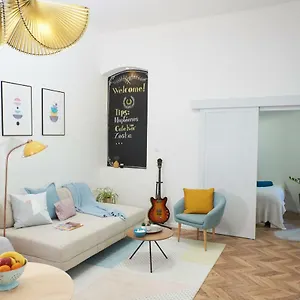 Self Check-in Cozy Stylish Flat By Vaci Street Budapest